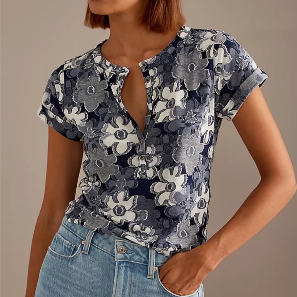 Anthropologie Navy&White Floral Top